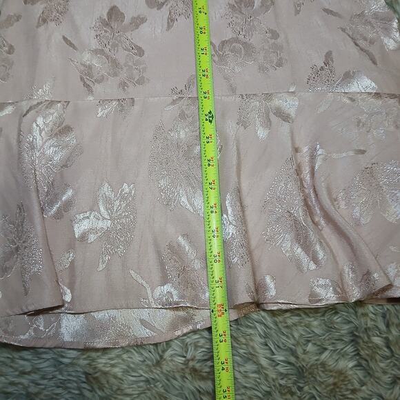 Studio VK Skirt Women Large Metallic Floral Jacquard Satin Midi Skirt Champagne - Picture 2 of 7